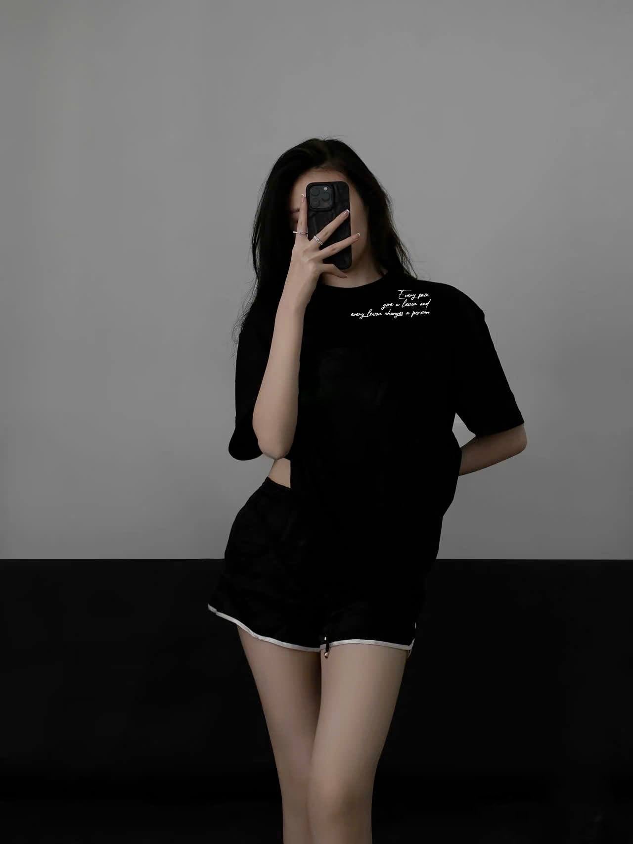 NIKO-33 T-Shirt