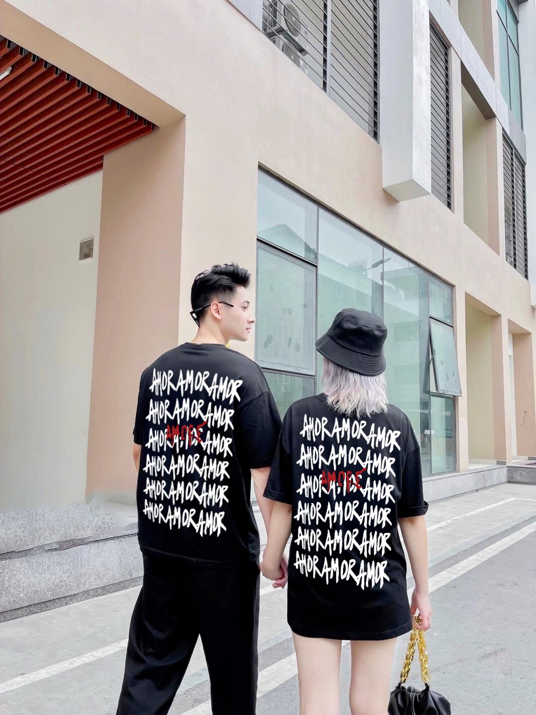 AMOR T-Shirt