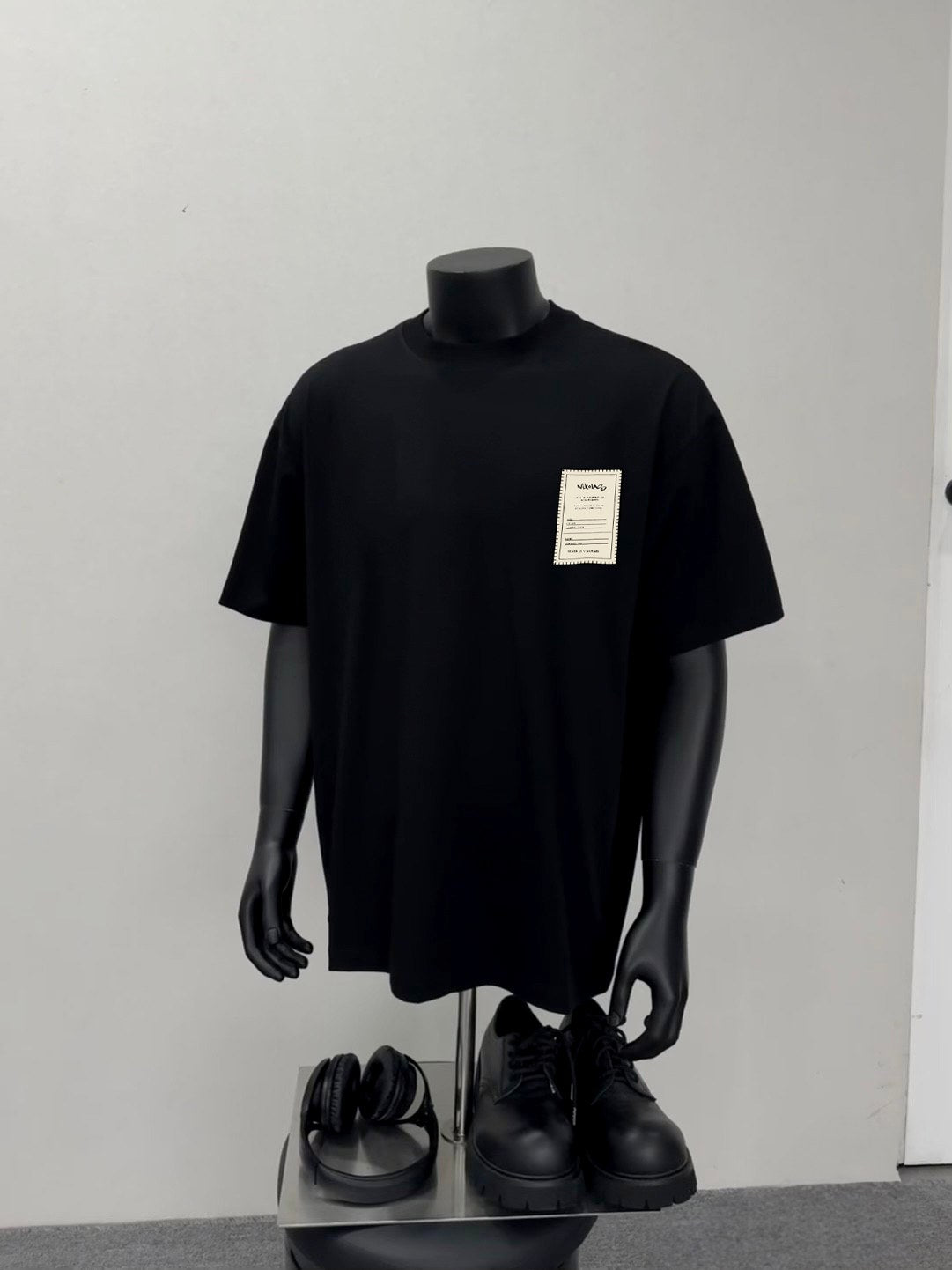 NIKO-30 T-Shirt