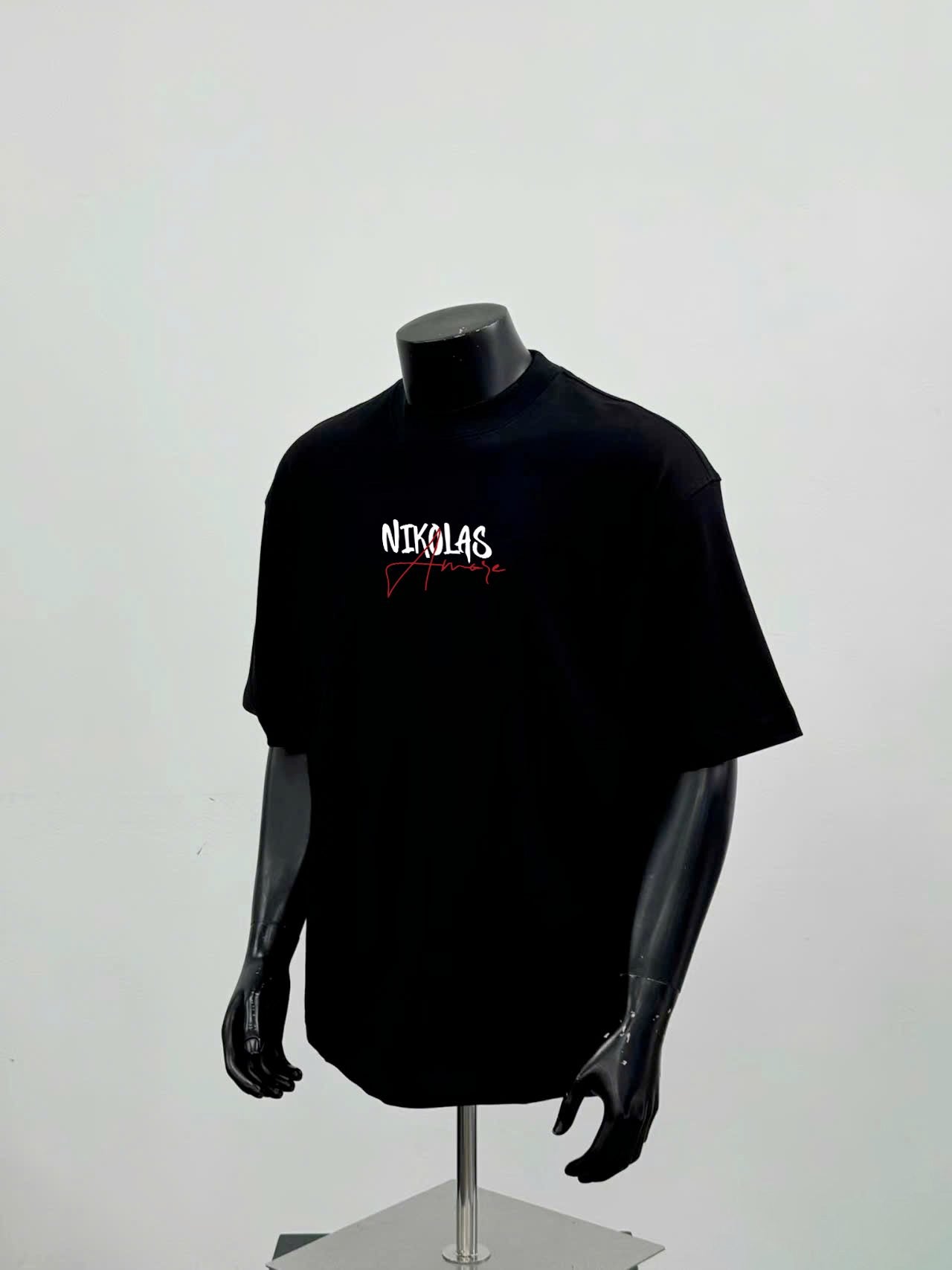 AMOR T-Shirt